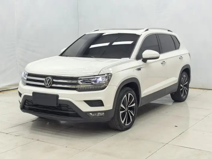 Volkswagen Tharu 2021 Model 280TSI 2WD Deluxe Edition PLUS – фото 1