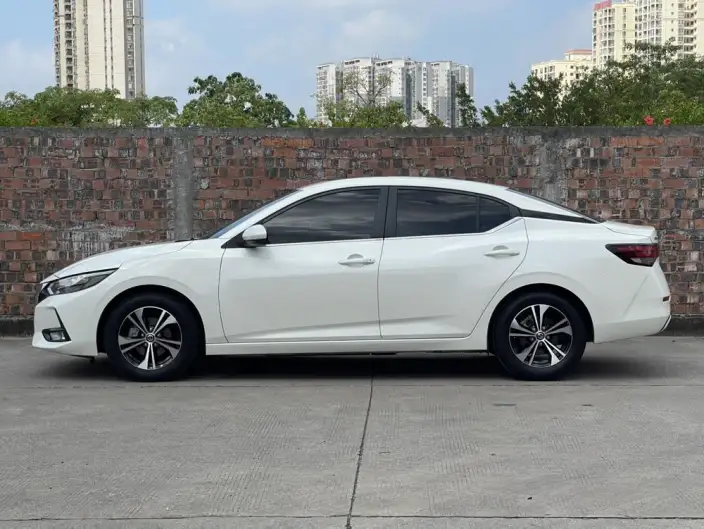 Nissan Sylphy 2022 Model 1.6L XL CVT Yuexiang Edition – фото 4