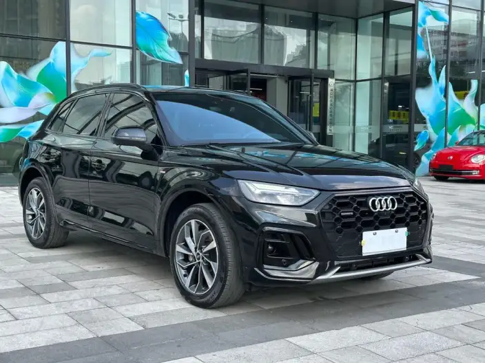 Audi Q5L 2023 Model 40T Luxury Dynamic Model – фото 3