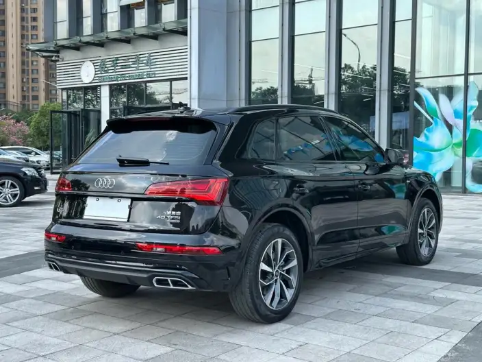 Audi Q5L 2023 Model 40T Luxury Dynamic Model – фото 7