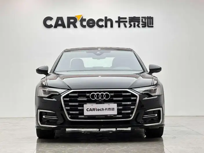 Audi A6L 2024 Model 55 TFSI quattro Exclusive Dynamic Model – фото 2