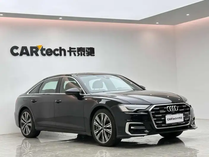 Audi A6L 2024 Model 55 TFSI quattro Exclusive Dynamic Model – фото 3
