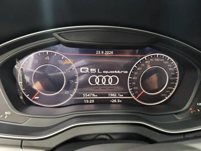 Audi Q5L 2020 Model Facelift 40 TFSI Rong Xiang Fashion Model – фото 10