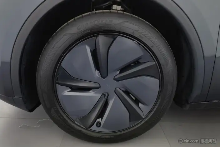 Model Y 2025 Model Rear-wheel drive version – фото 7