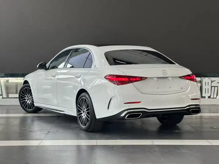 Mercedes-Benz C-Class 2025 Model C 260 L Sports Edition – фото 4