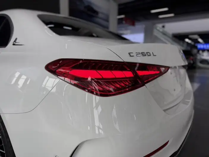 Mercedes-Benz C-Class 2025 Model C 260 L Sports Edition – фото 7