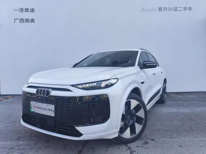 AUDI Q6L e-tron 2026 Model First Edition Pilot Edition – фото 1