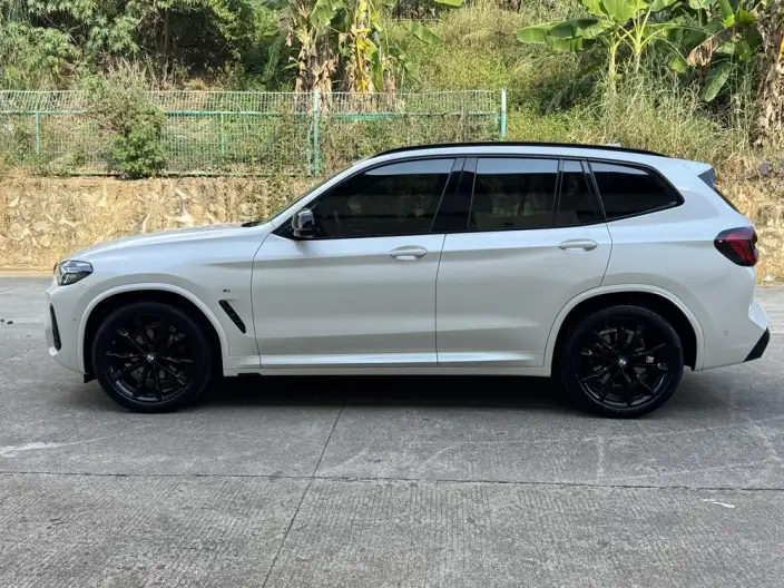 BMW X3 2022 Model Facelift II xDrive30i Exclusive Model M Night Set – фото 3