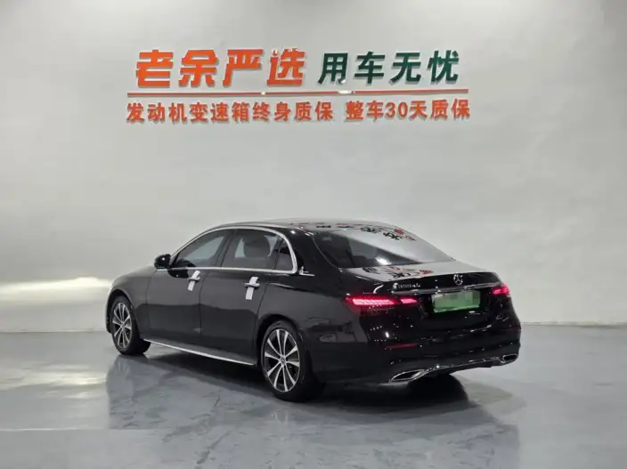 Mercedes-Benz E-Class PHEV 2022 Model E 350 e L sedan – фото 4