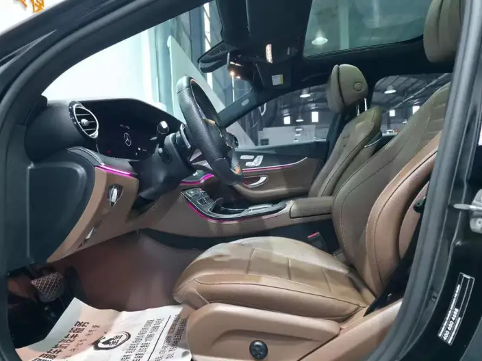 Mercedes-Benz E-Class PHEV 2022 Model E 350 e L sedan – фото 8