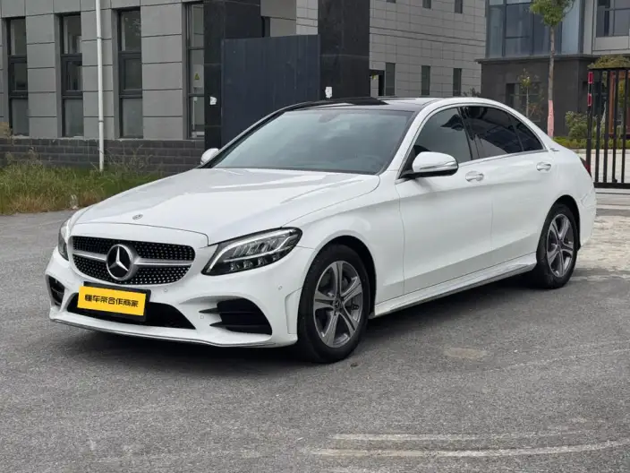 Mercedes-Benz C-Class 2020 Model Facelift C 260 L Sports Edition – фото 1