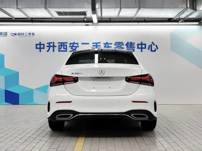 Mercedes-Benz A-class 2021 Model A 200 L Sports sedan Dynamic Edition – фото 4