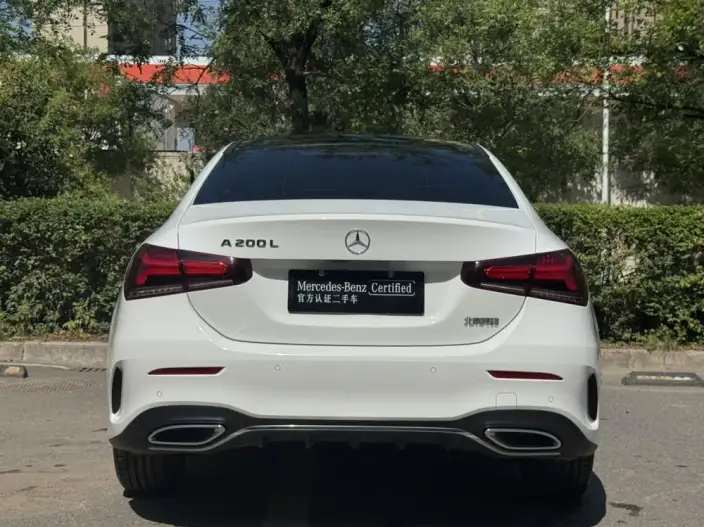 Mercedes-Benz A-class 2021 Model A 200 L Sports sedan Dynamic Edition – фото 6