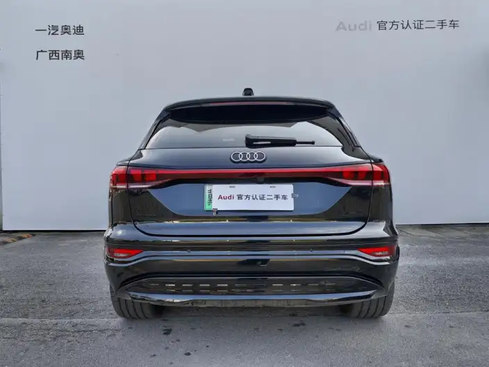 AUDI Q6L e-tron 2026 Model First Edition Pilot Edition – фото 3