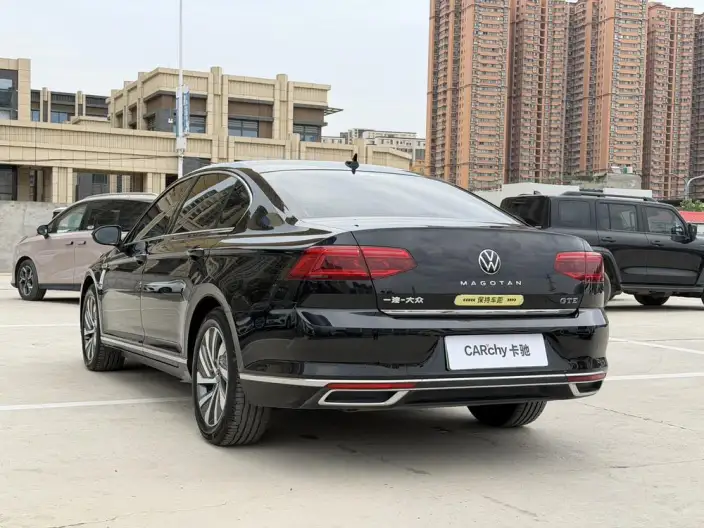 Volkswagen Magotan PHEV 2022 Model Luxury Model – фото 4