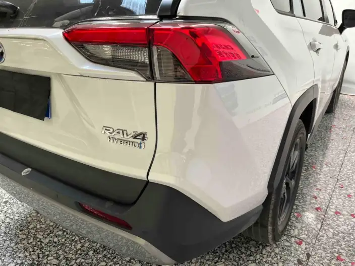 Toyota RAV4 2021 Model Hybrid 2.5L CVT 4WD Elite Plus Edition – фото 8