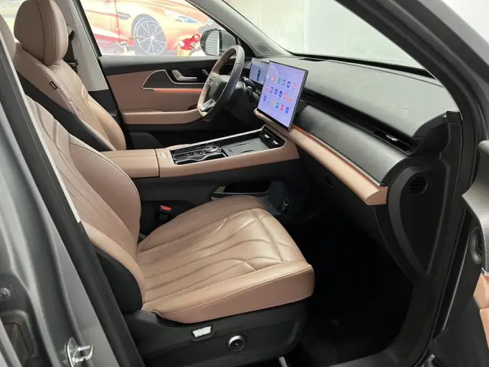 Chery Tiggo 8L 2024 Model 2.0T Automatic Premium Edition – фото 8
