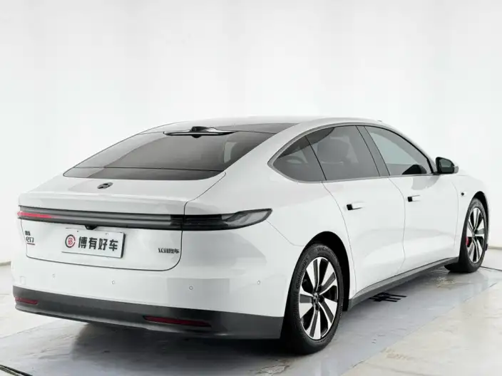 NIO ET7 2021 Model 75kWh – фото 7