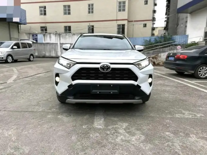 Toyota RAV4 2020 Model 2.0L CVT 2WD Fashion edition – фото 2