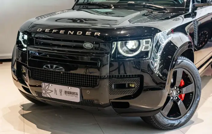 Land Rover Defender 2025 Model 110 3.0T P400 HSE X-Dynamic – фото 7
