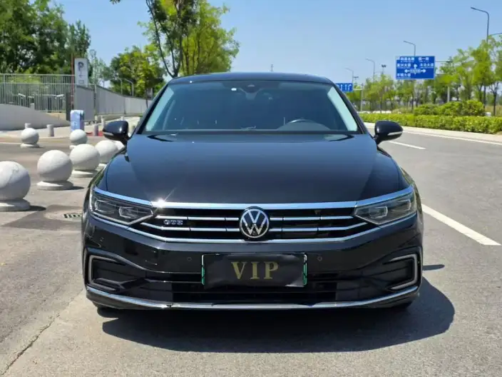Volkswagen Magotan PHEV 2022 Model Noble Model – фото 2