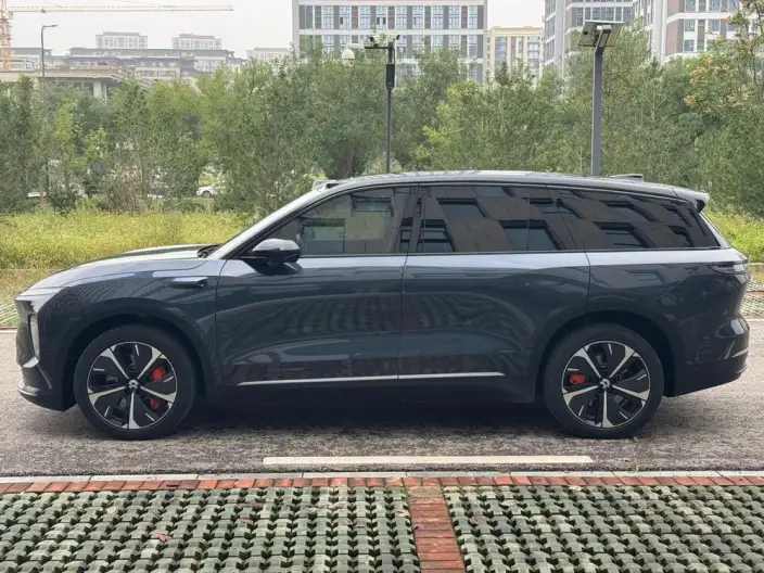 NIO ES8 2023 Model 75kWh