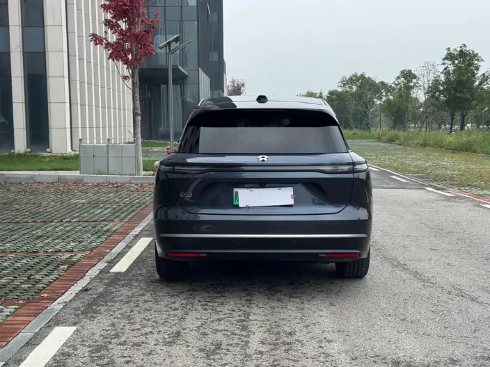 NIO ES8 2023 Model 75kWh – фото 6