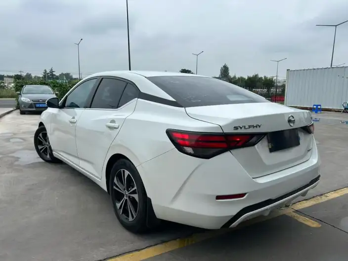 Nissan Sylphy 2020 Model 1.6L XL CVT Yuexiang Edition – фото 4
