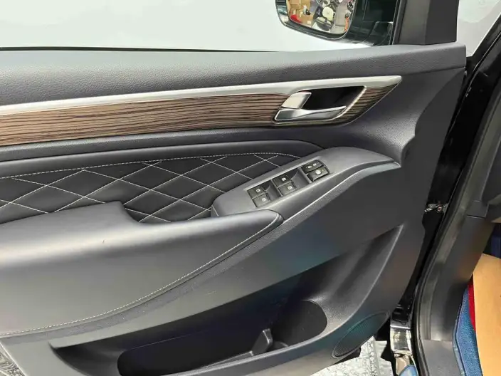 GAC Trumpchi M8 2020 Model Pilot Model 390T Exclusive Edition – фото 10