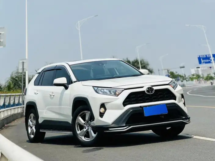 Toyota RAV4 2020 Model 2.0L CVT 2WD Fashion Plus Edition – фото 3