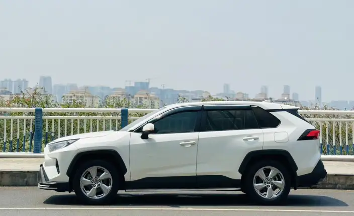 Toyota RAV4 2020 Model 2.0L CVT 2WD Fashion Plus Edition – фото 4