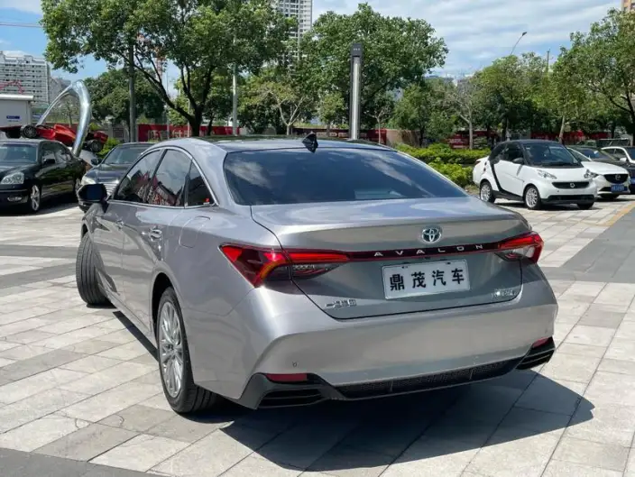 Toyota Avalon 2022 Model Hybrid 2.5L XLE Premium Edition – фото 4