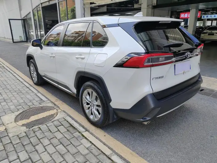Toyota Wildlander 2023 Model 2.0L 2WD Luxury PLUS Edition – фото 4