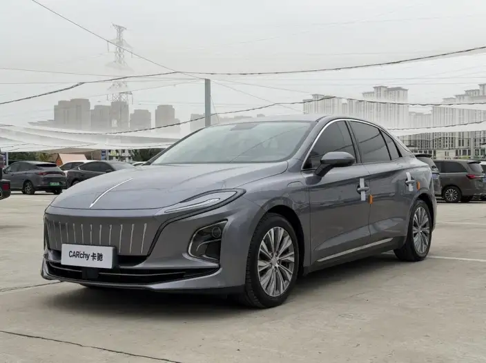 Hongqi E-QM5 2024 Model 610KM PLUS Edition 100kW – фото 1
