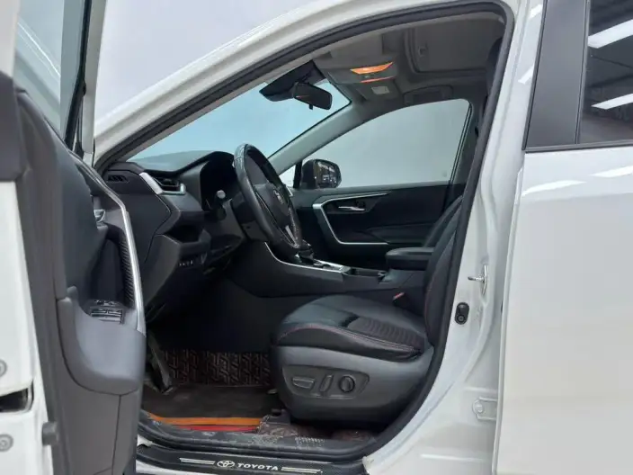 Toyota RAV4 PHEV 2021 Model 2.5L 2WD Elite Pro – фото 8