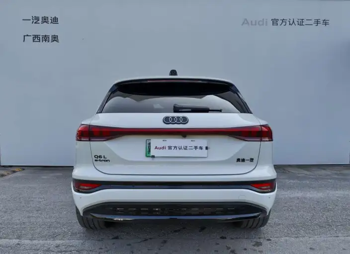 AUDI Q6L e-tron 2026 Model First Edition Pilot Edition – фото 3