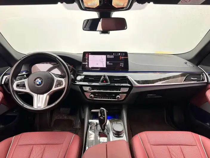 BMW 5 Series 2021 Model 525Li M Sports Set – фото 8
