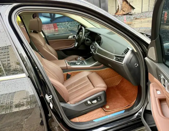 BMW X7 2020 Model xDrive40i Leading Model Luxury Set – фото 3