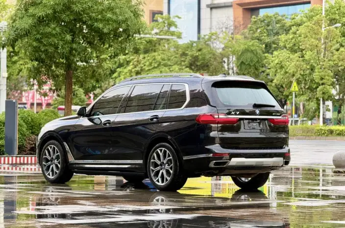 BMW X7 2020 Model xDrive40i Leading Model Luxury Set – фото 5