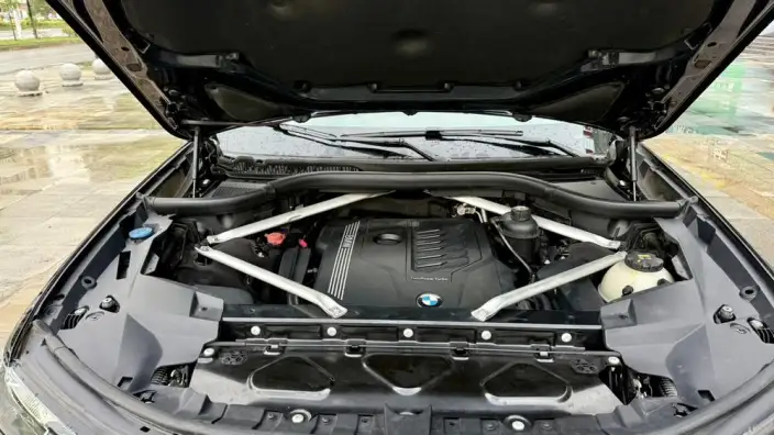 BMW X7 2020 Model xDrive40i Leading Model Luxury Set – фото 8
