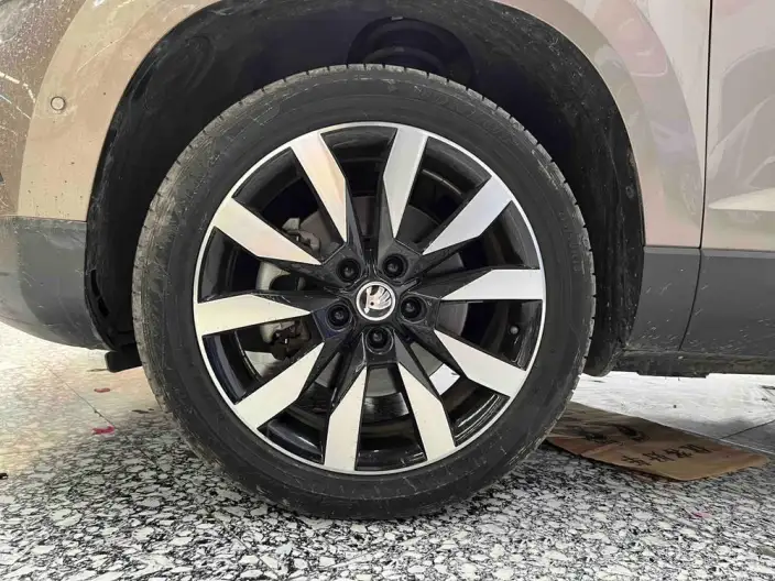 Karoq 2021 Model TSI280 Deluxe Edition – фото 9