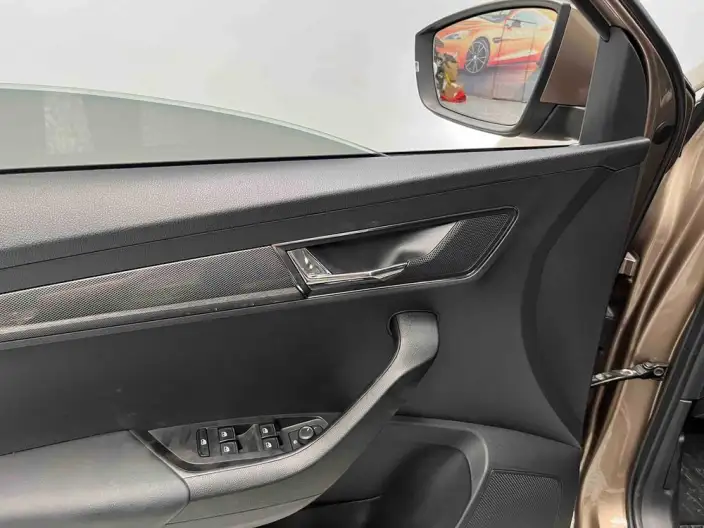 Karoq 2021 Model TSI280 Deluxe Edition – фото 10