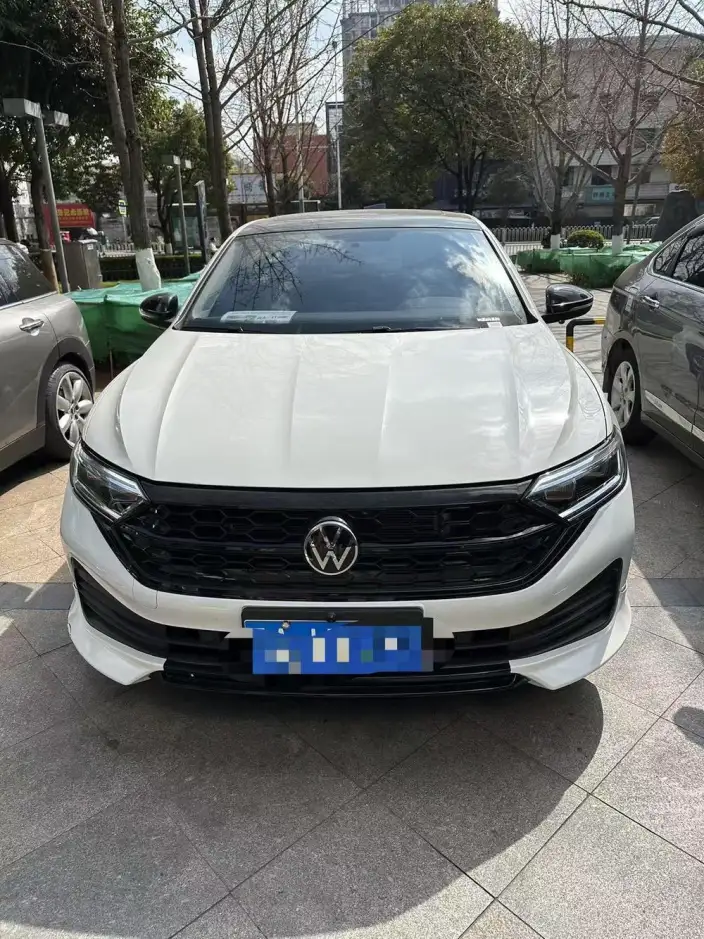 Volkswagen Sagitar 2025 Model 300TSI DSG Flying Version – фото 2