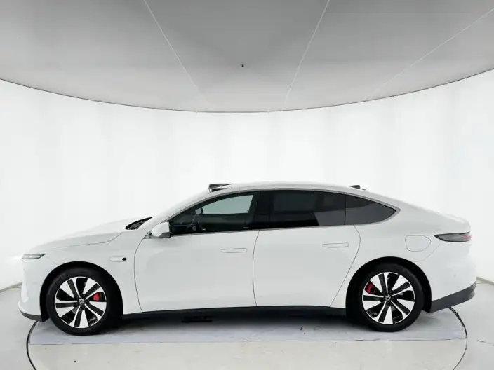 NIO ET7 2023 Model 75kWh – фото 4