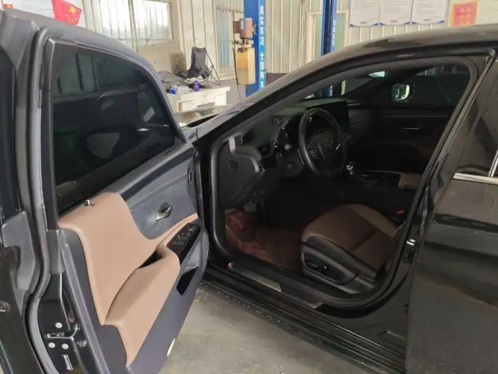 Lexus ES 2022 Model 300h Superior Edition – фото 8