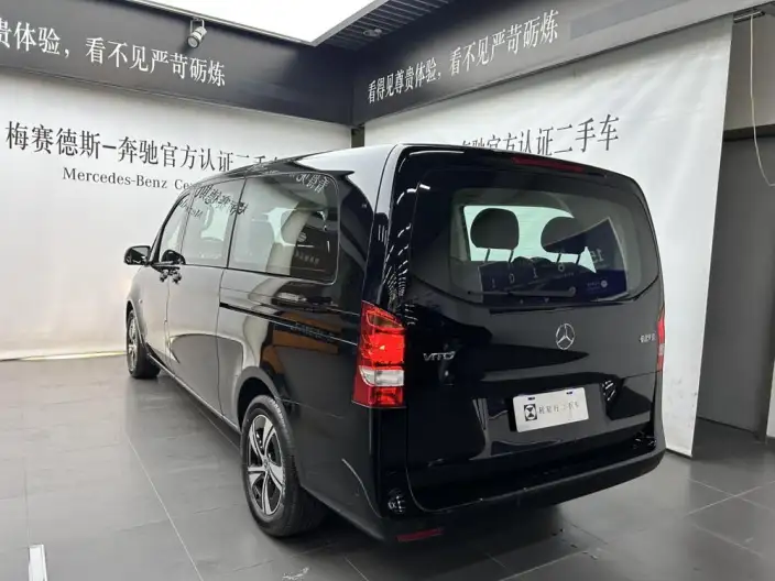 Viano 2024 Model 2.0T Business Edition 7 seat – фото 4