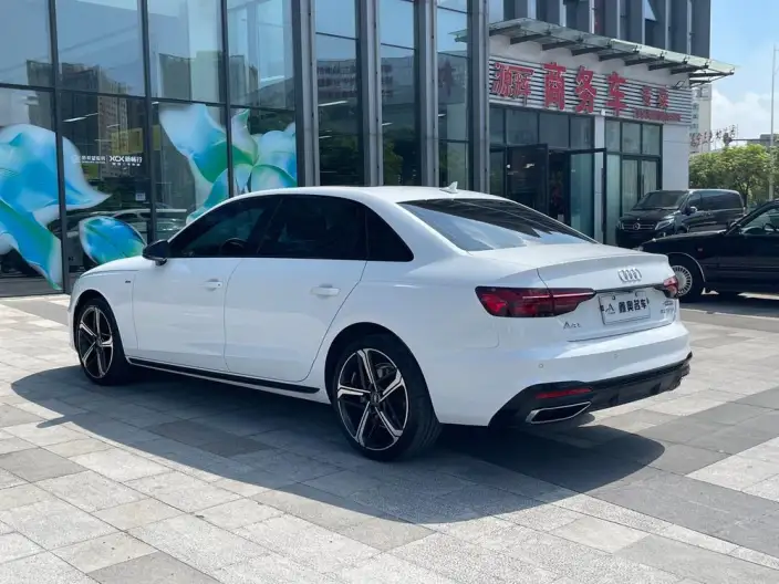 Audi A4 L 2024 Model 40 TFSI Luxury Dynamic Model – фото 5