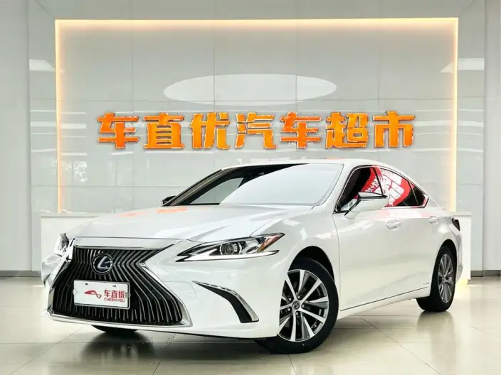 Lexus ES 2020 Model 300h Superior Edition China VI – фото 1