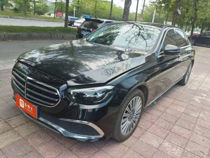 Mercedes-Benz E-Class 2023 Model E 300 L Luxury Model sedan – фото 1