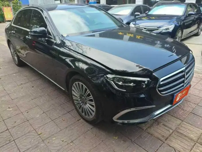 Mercedes-Benz E-Class 2023 Model E 300 L Luxury Model sedan – фото 2